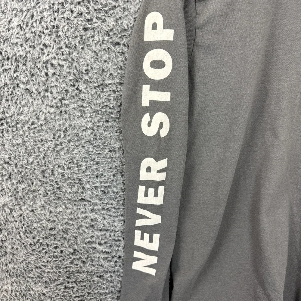 The North Face Shirt Mens Small Gray Never Stop Exploring Long Sleeve Tee